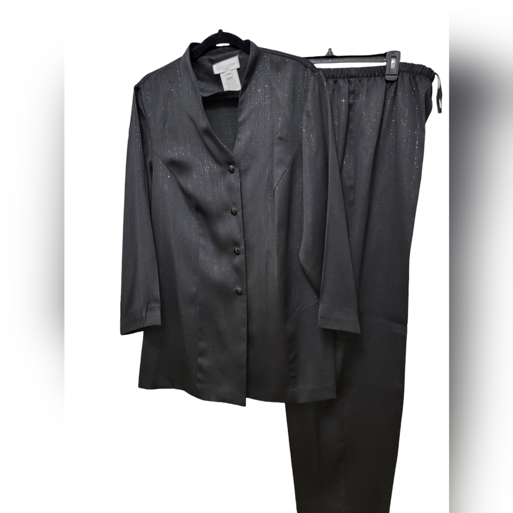 ``F25524 Lady Dorby Black 2 Piece Suit